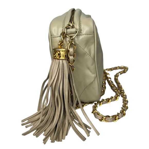Chanel Vintage Tan Beige Quilted 24K Gold Chain Strap Camera Bag - Picture 8 of 15